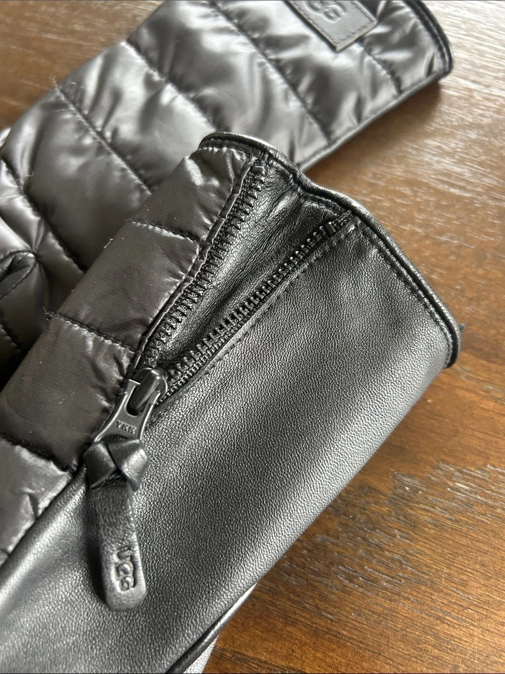 UGG Metallic Gunmetal Quilted Gloves NWOT
